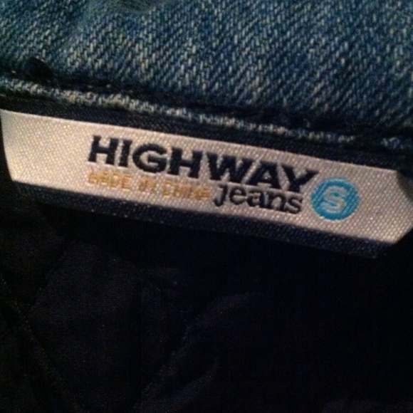 Jean jacket - Picture 2 of 3