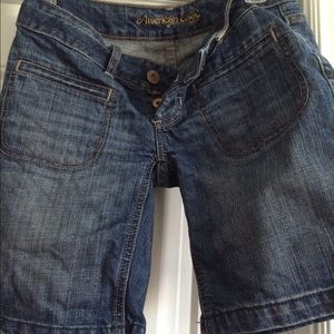 American Eagle boyfriend short.