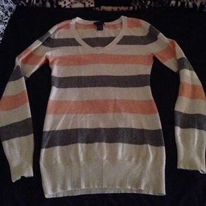 Rue 21 Sweater Shirt