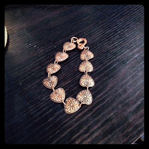 Jewelry - Copper heart and flower bracelet