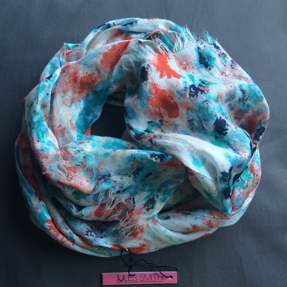 NWT Jules Smith scarf in Watercolor Print