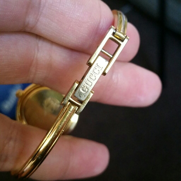 ♡SOLD♡ Vintage gucci watch - Picture 2 of 3