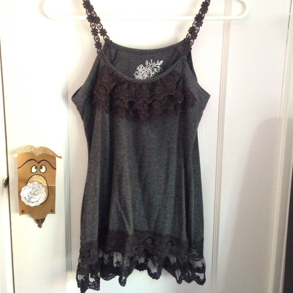 Charcoal lace tanktop