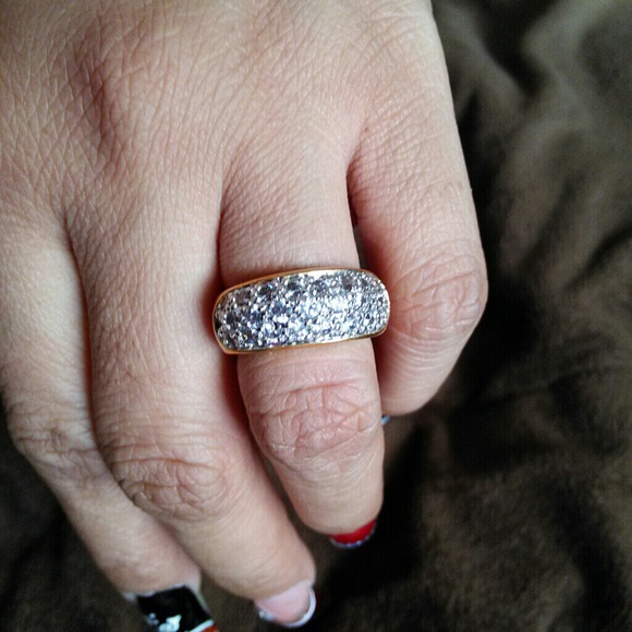 SOLD ** Gold ring - Picture 3 of 3