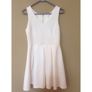 💞SOLD💞 FOREVER 21 White Cutout Scuba Knit Dress