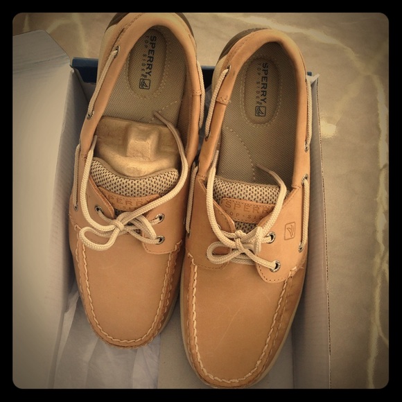 Sperry Shoes - Sperry top siders 9.5 New leather! 🚫 NO TRADE🚫