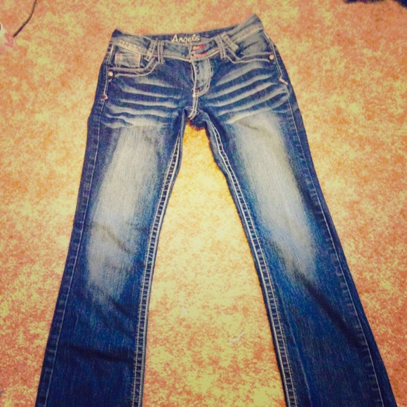 Angles jeans