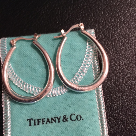 Tiffany oval hoops.