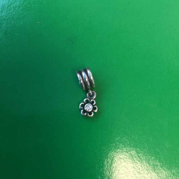 Pandora flower charm