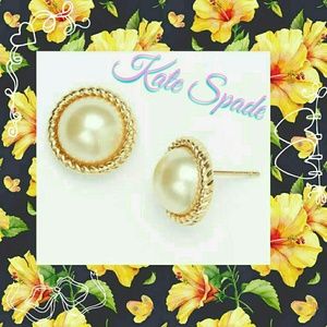 Authentic Kate Spade Seaport Pearl Stud Earrings