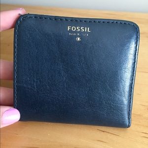 Fossil wallet