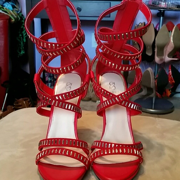 Shoe Dazzle Shoes - Gorgeous red strappy heels. 🎀🎀👠👠