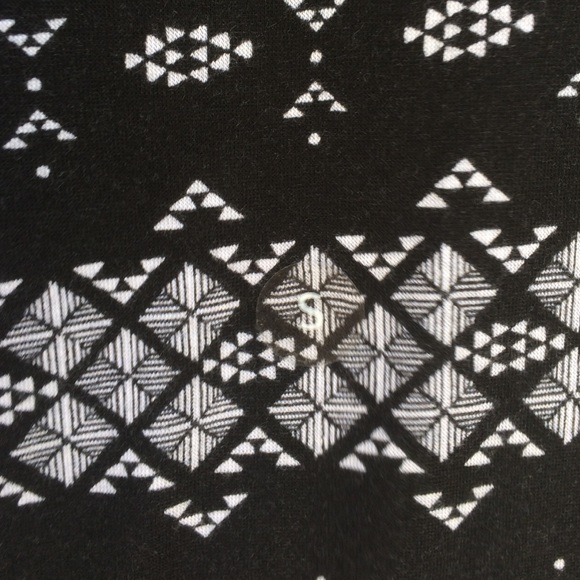Aztec Short Tee - Picture 3 of 3