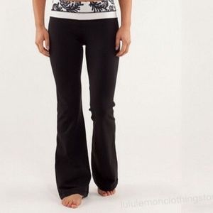 Porcelain Blue Floral Black Groove Pants