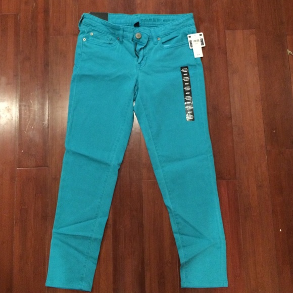 GAP Pants - GAP Super Skinny Cropped Pants