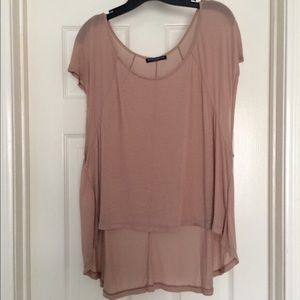 Brandy Melville Tshirt