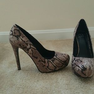 Python Snake Print Platform Heels