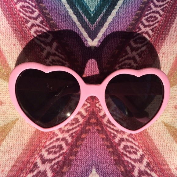 I Heart My Sunnies - Picture 2 of 3