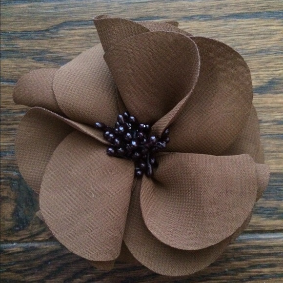 Brown net flower hair/clothing pin Y6