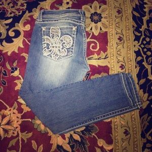 SOLD!! Miss Me skinny jeans