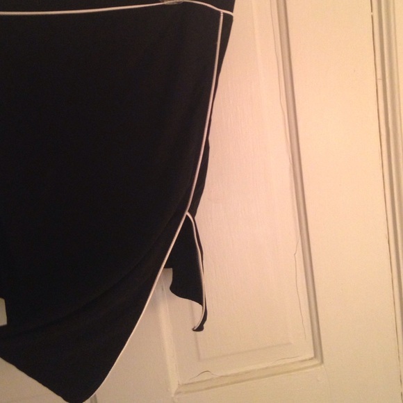 Cute tube top - Picture 2 of 3