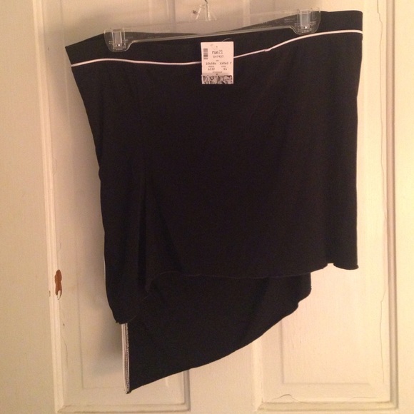 Cute tube top - Picture 3 of 3