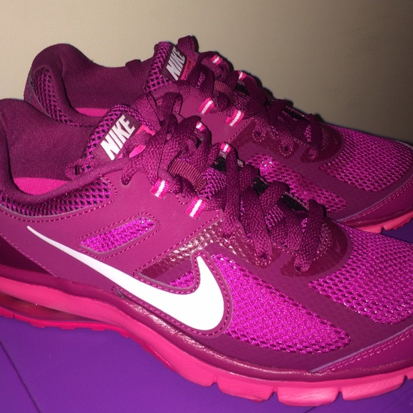 Nike Shoes - PINK Nike Air Max💕