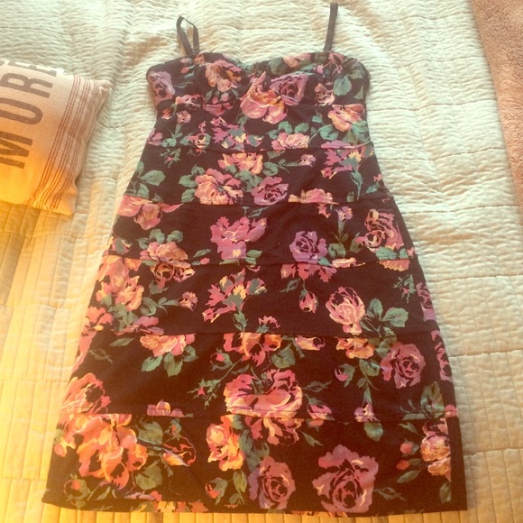 Aritzia bandage dress