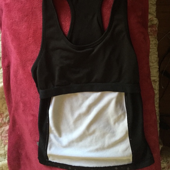 Workout top, - Picture 3 of 4