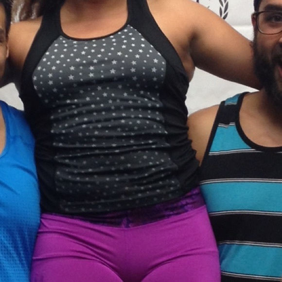 Workout top, - Picture 4 of 4