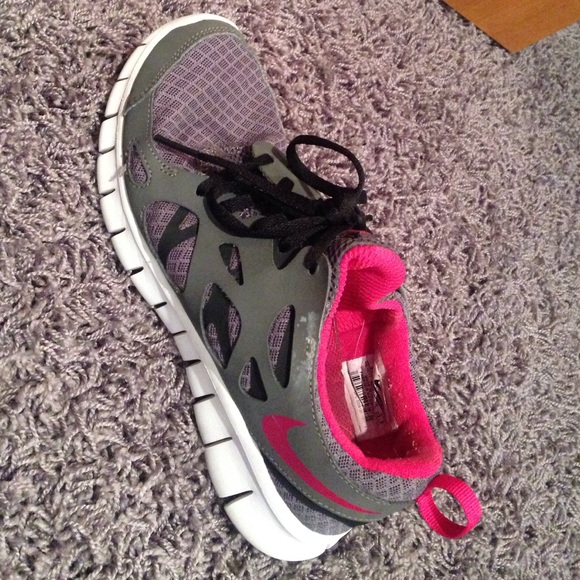 Nike tennis shoes