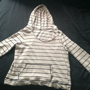 Black and beige stripes