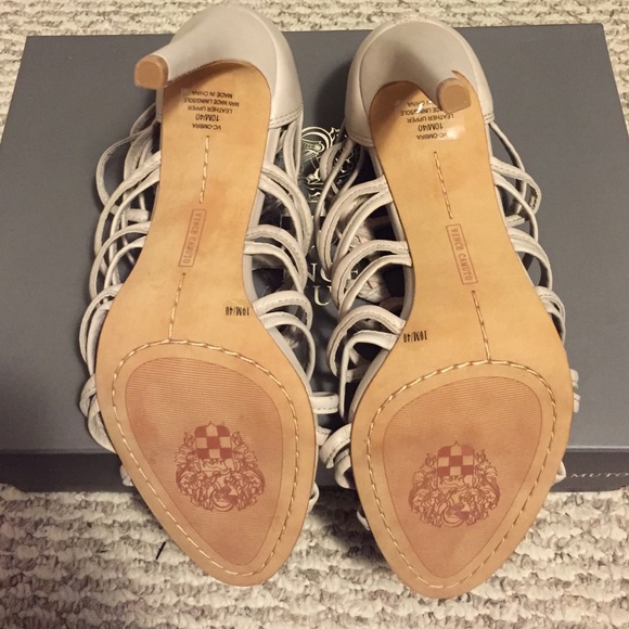 Authentic Vince Camuto Sandals - Picture 2 of 4