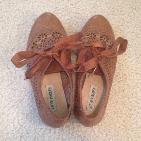 Steve Madden oxfords!