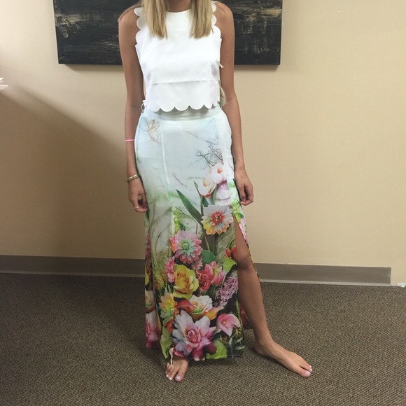 Floral maxi skirt