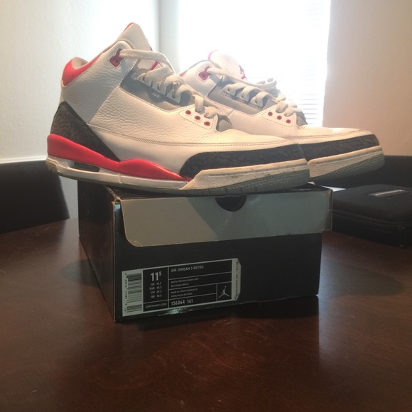 Air Jordan Retro III "Fire Red" Sz 11.5