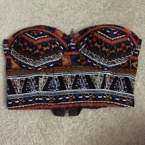 Bandeau type crop top - Picture 2 of 3