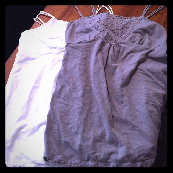 *Bundle*  white and gray American Eagle tanks
