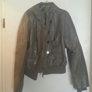 Hooded bomber jacket