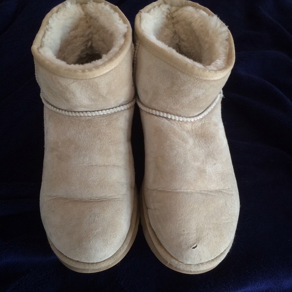 Authentic uggs