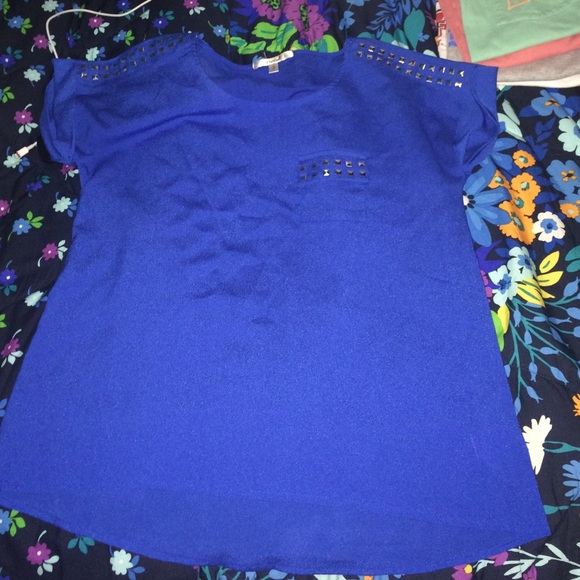 Blue shirt