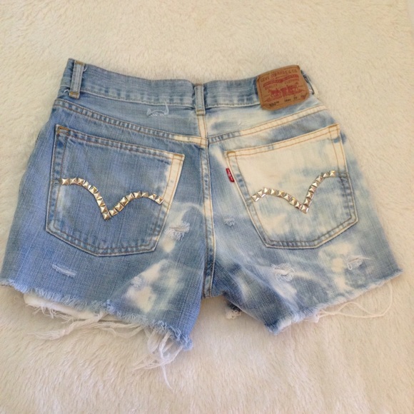 Levi cut off shorts - Picture 2 of 5
