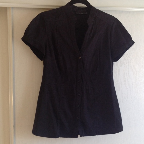 Apt 9 button down top