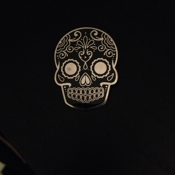 Sugar skull pin