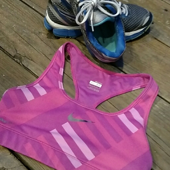 Nike Pro Sports Bra