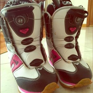 Roxy Women's Snowboarding boots