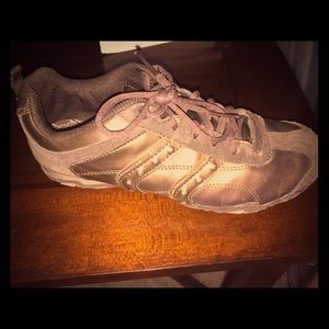 Chocolate brown day shoes!