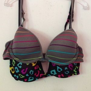 Bundle: two 32A Target bras!!