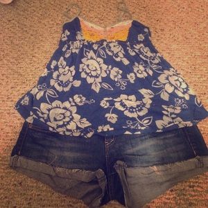 Cute summer time flowy tank