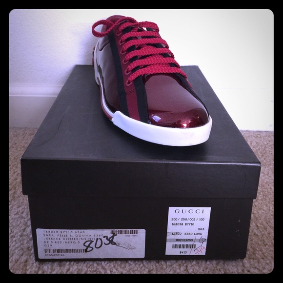 Gucci tennis shoes